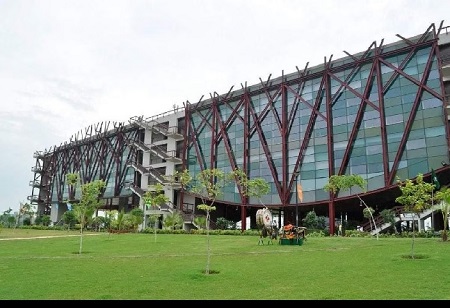 O.P. Jindal Global University establishes the Jindal India Institute